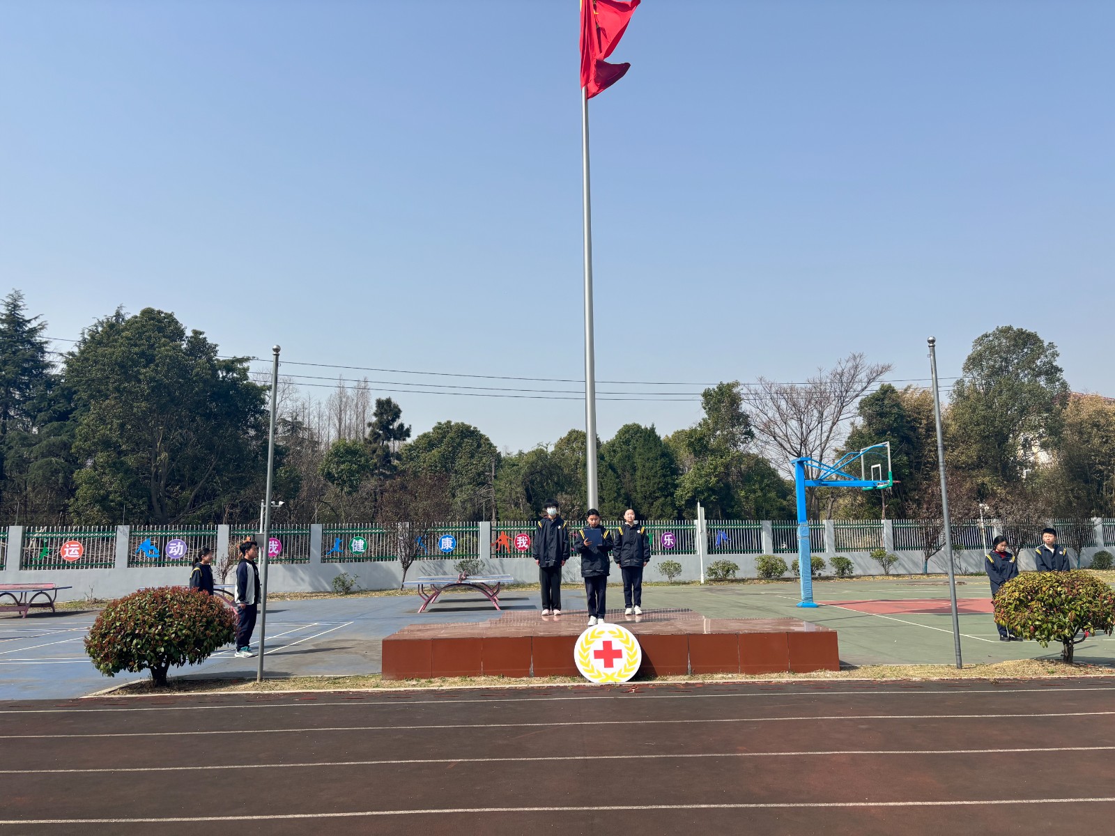 南京市江宁区土桥初级中学红十字会开展世界防治结核病日宣传活动1.jpg